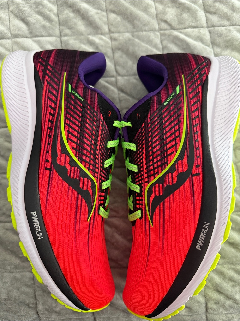 Saucony womens Guide Running Shoes - Bright Red with Neon Green Accents